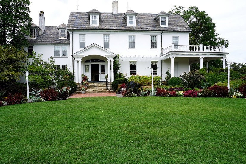 River Farm, United States